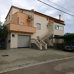  Apartman Anita