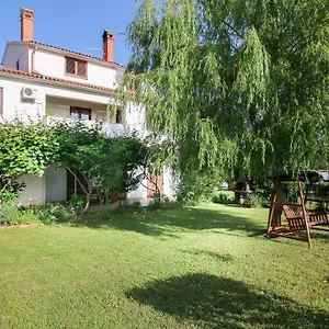 Milovan Apartment Fažana